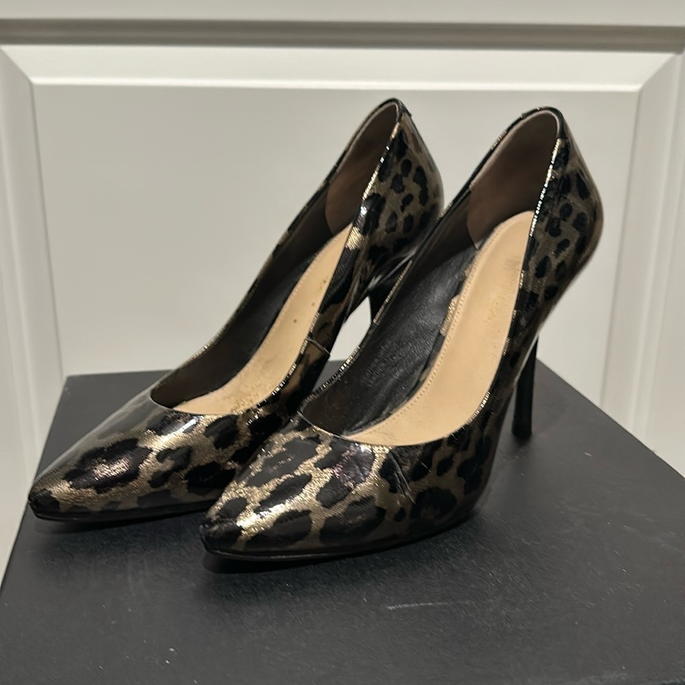 Via spiga heels 6.5